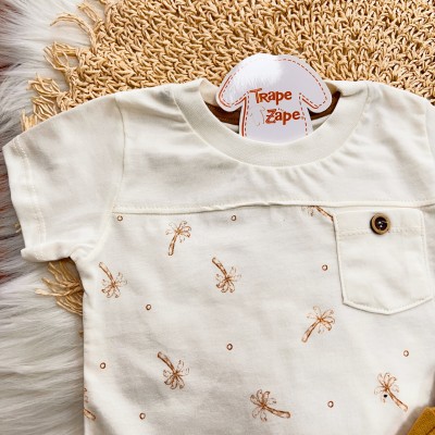 Conj. Camiseta Coqueiros e Bermuda em Moletinho - Off White e Caramelo